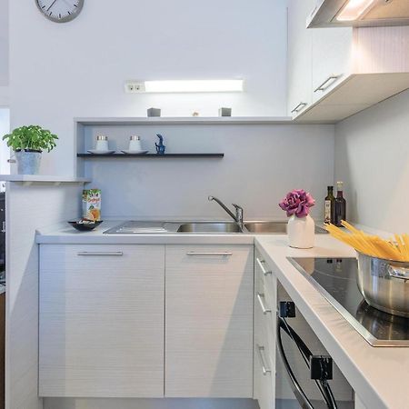 Amazing Apartment In Medulin With Wifi Eksteriør billede
