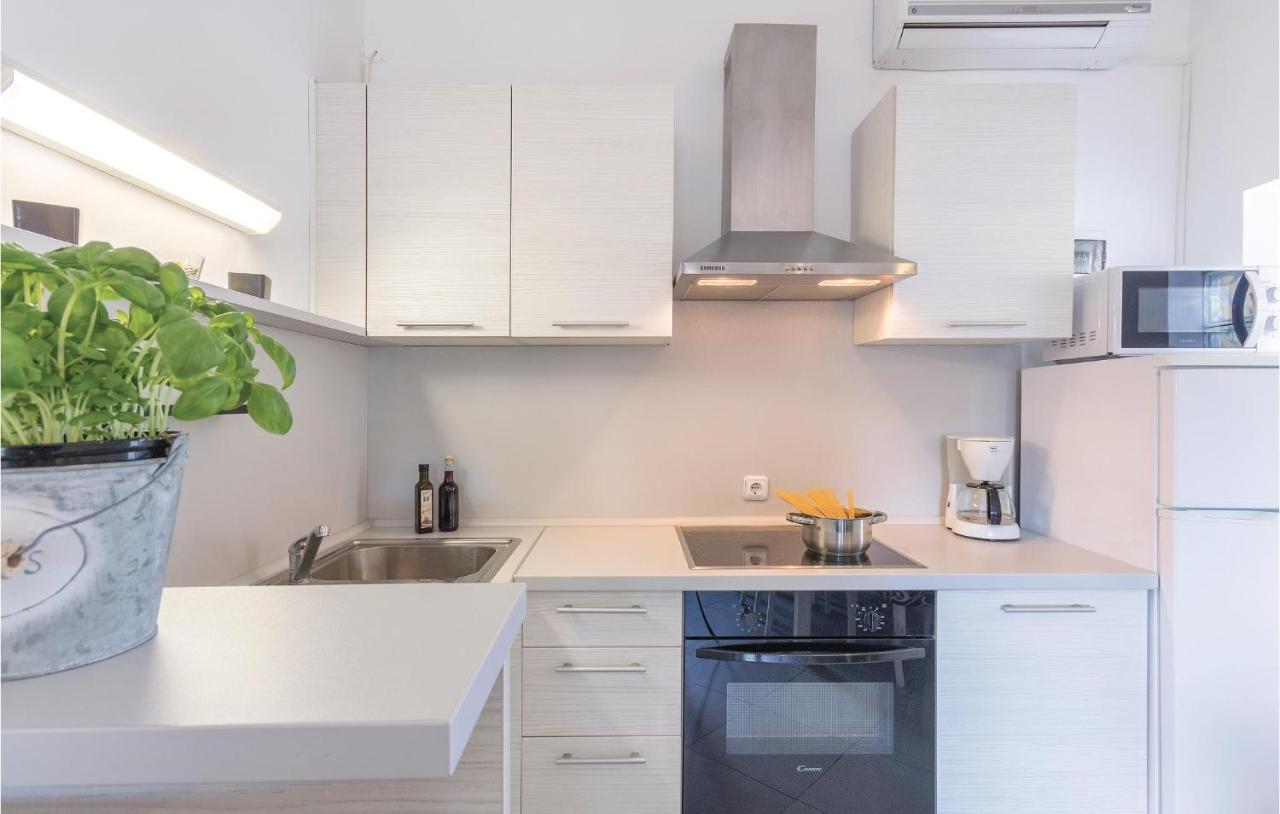 Amazing Apartment In Medulin With Wifi Eksteriør billede